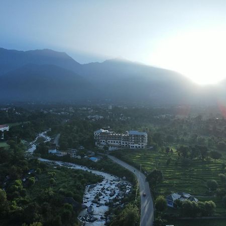 D'Polo Club & Spa Resort Dharamshala Exteriör bild